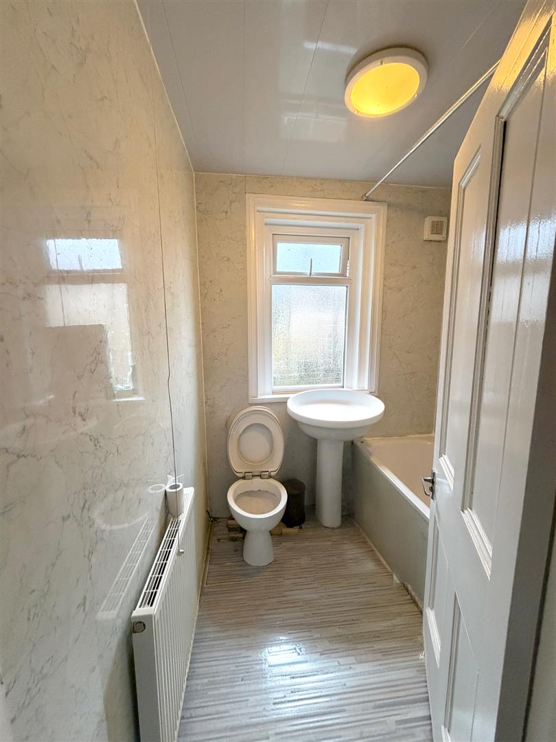 72 Coulston Road, Lancaster, LA1 3AE